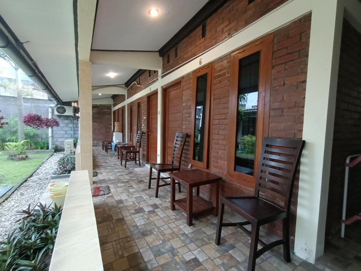 Rumah Kami Guest House Yogyakarta Exterior foto